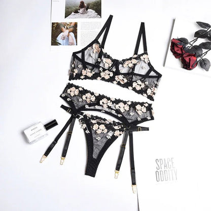 Erocult- Lingerie Set - Flirty Flowers -Lingerie Set